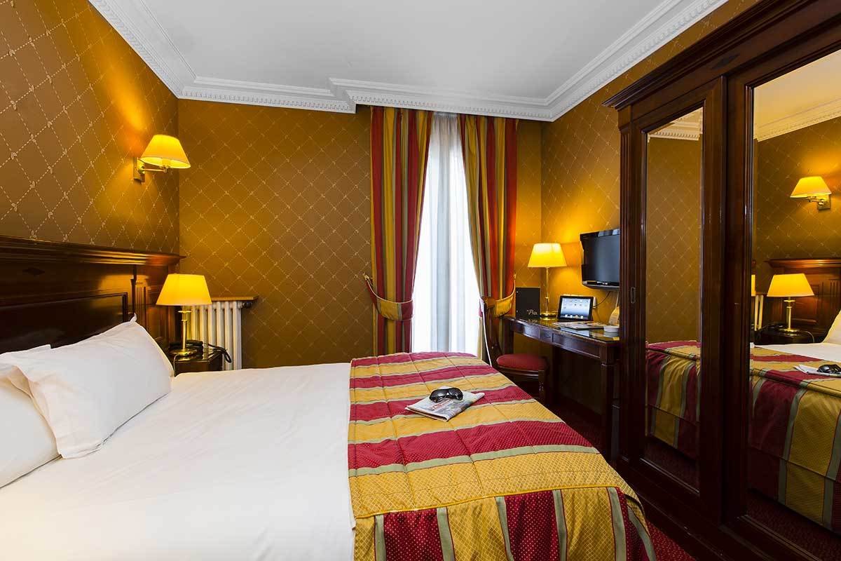 Hotel De La Paix Париж Стая снимка